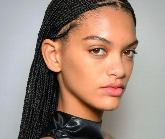 Rosciel, la nueva Néfer para el mundo, de mirada hechizadora