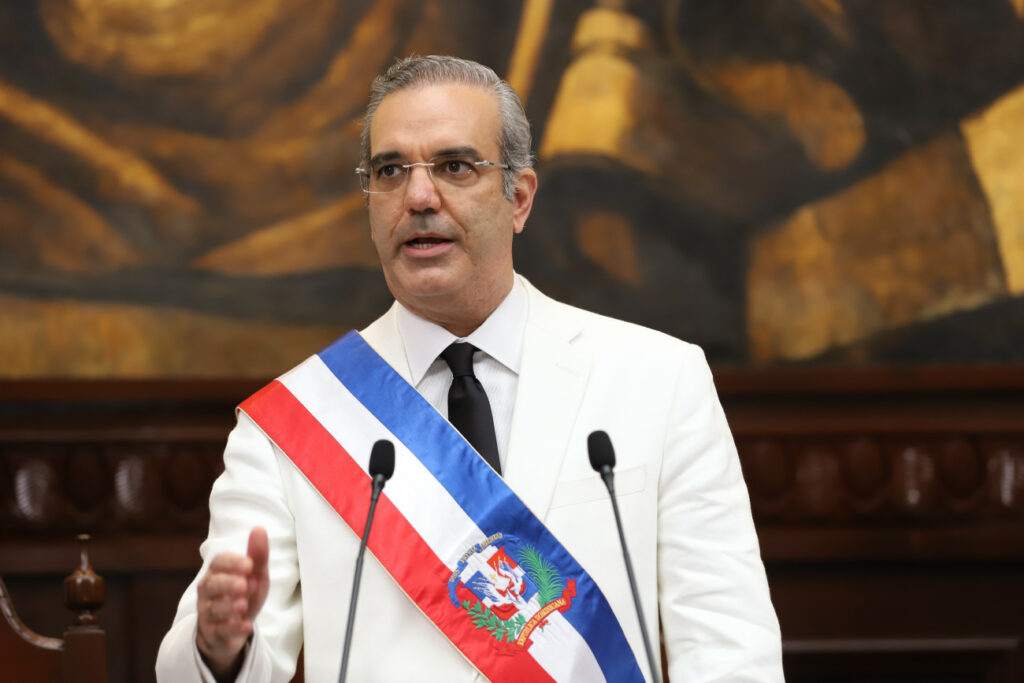 Conversatorio entre el presidente Luis Abinader y la Opinión Pública