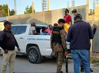 Interdicciones de Migración dejan saldo 2,056 ilegales detenidos y 1,441 deportados