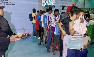 Operativos de la DGM contra ilegales siguen firmes Detiene a 1,636 y deporta otros 1,180 extranjeros