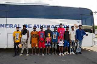 Operativos de control migratorio dejan 1,173 detenidos y otros 1,000 repatriados