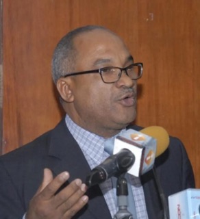 Olivo De León dice el gobierno pensionó más 500 comunicadores desde 2021 al 2023