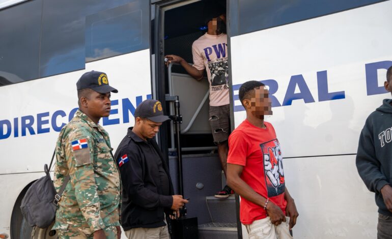 Con operaciones estratégicas de inteligencia DGM y Fuerzas detienen 1,507 indocumentados