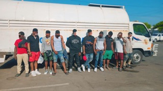 Constituidos en un solo cuerpo de acción La DGM y Fuerzas públicas detienen más 1,700 extranjeros indocumentados.