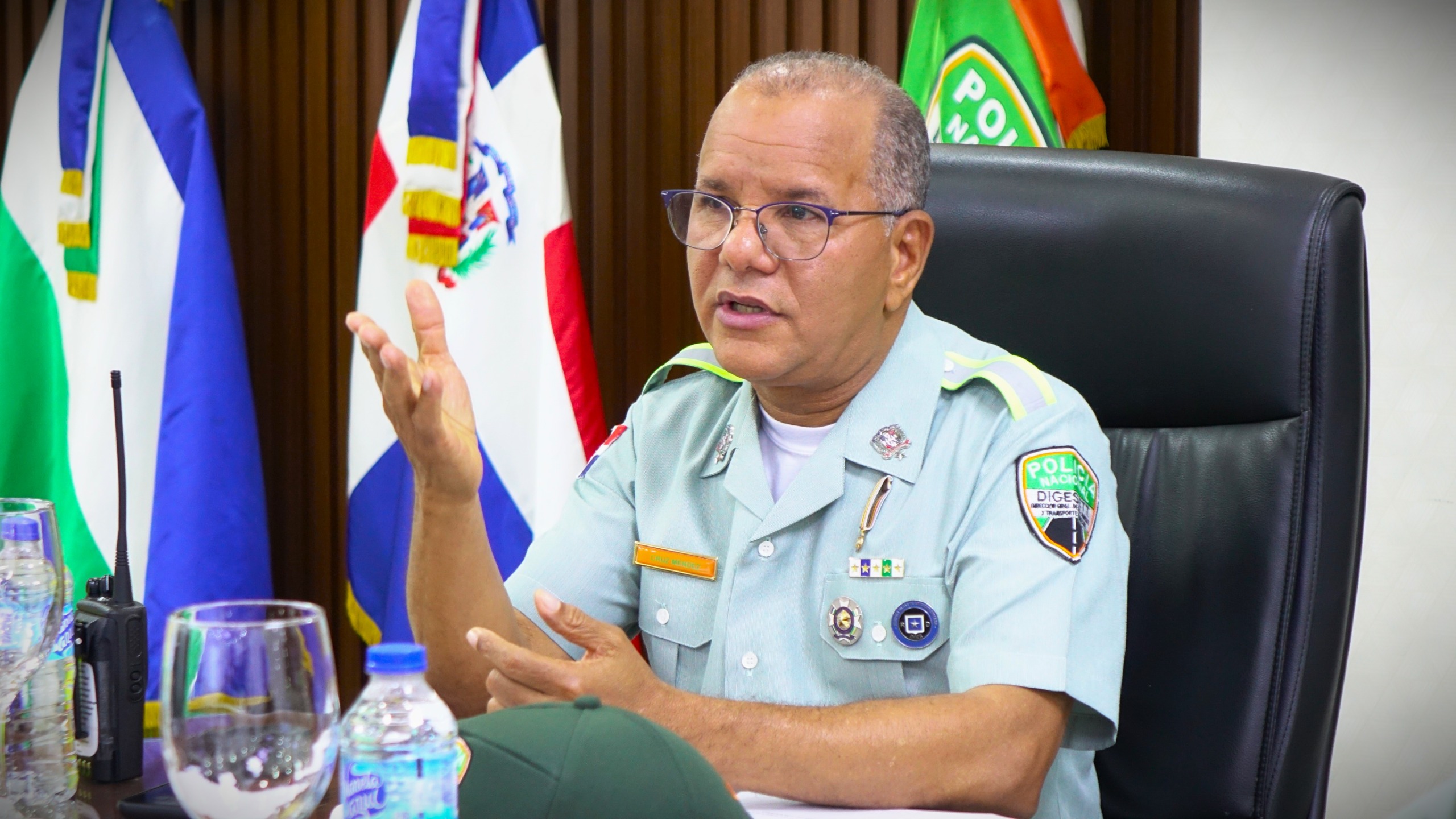 DIGESETT e INTRANT realizan amplio operativo de retiro de cabezotes, furgones y colas de patanas en avenidas y autopistas del Gran Santo Domingo