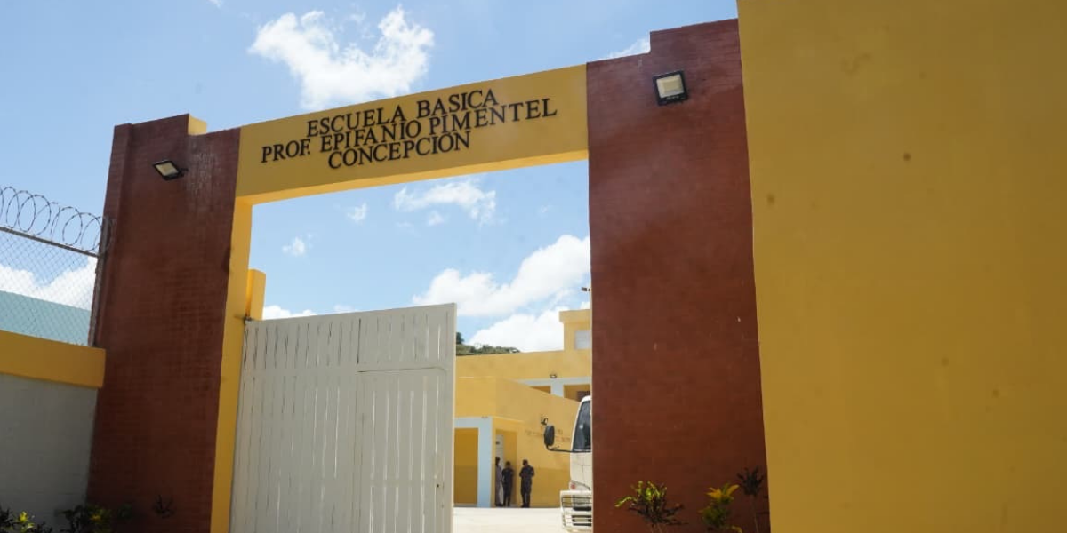 Gobierno inaugura centros educativos que beneficiarán a más de 500 niños en San Cristóbal y Guerra