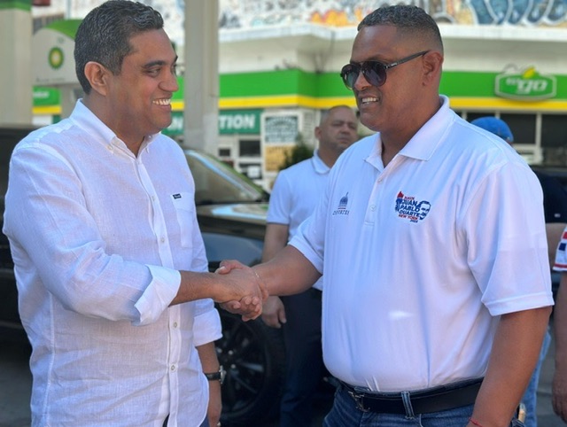 Ministro Deportes RD destaca en NY cualidades humanas y deportivas de Roberto Rojas