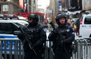 Policía NYC vigila túneles y puentes ante amenaza terrorista