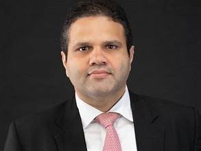 Advierte sobre retos fiscales y políticas de subsidios en gestión del PRM, tras informe del FMI