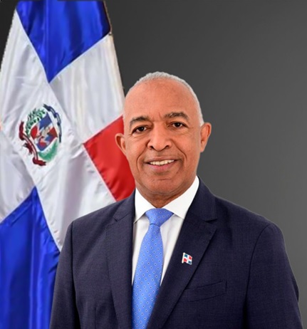 Prensa hispana en NJ y RD se hacen eco de agresión contra vehículo cónsul dominicano