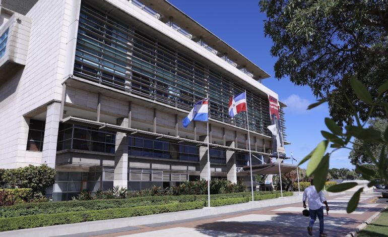 El Ministerio Público pone en marcha, junto a la DNCD, un amplio operativo contra una estructura de narcotráfico y lavado de activos