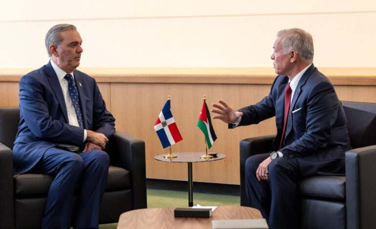 Presidente Abinader se reúne con el rey de Jordania, Abdalá II bin Al-Hussein