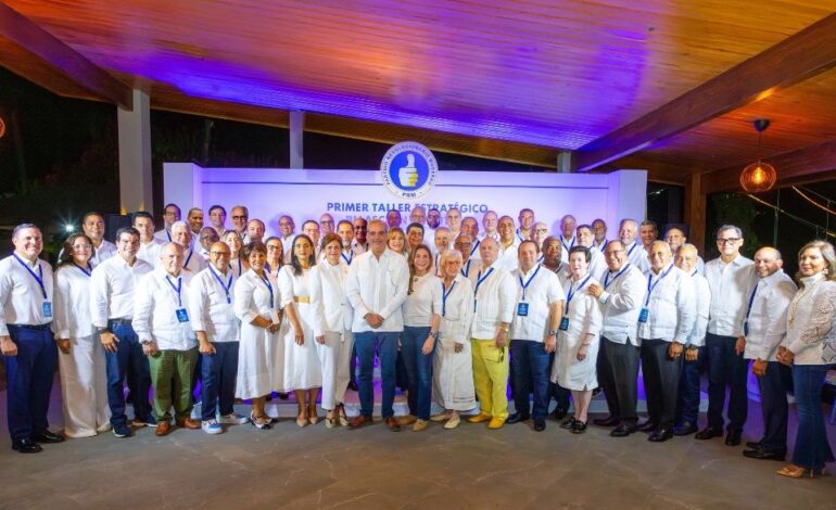 El PRM envía una señal de unidad: Estrategia necesaria en medio de la tormenta