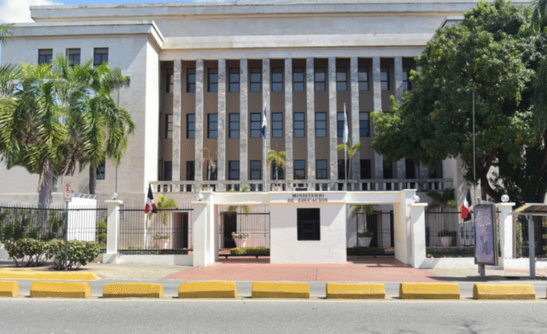 MINERD interpone acción penal ante el Ministerio Público por intoxicaciones en Mao y San Francisco