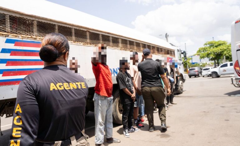 DGM y fuerzas de seguridad amplían operativos para imponer orden migratorio; Deportan 1,789 y detienen 1,011