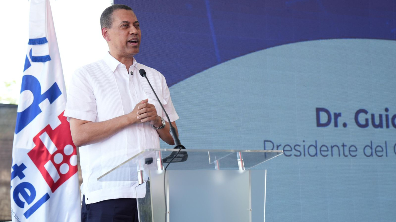 Indotel lanza programa de alfabetización digital para 100,000 personas