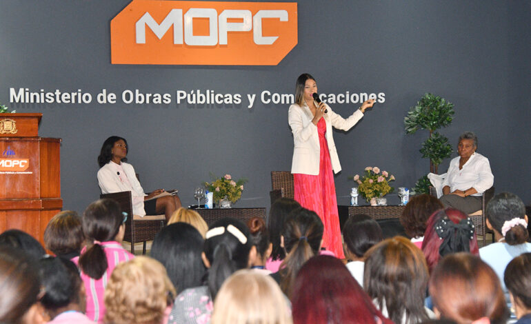 MOPC impulsa la prevención del cáncer de mama