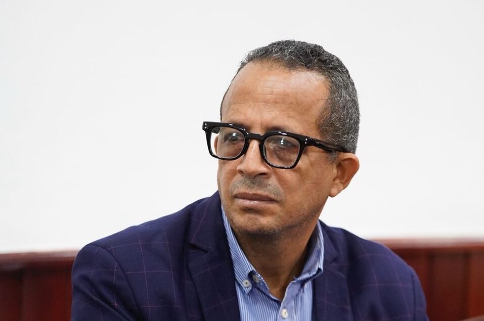 El genocidio detrás del legado que defiende Iván Gatón