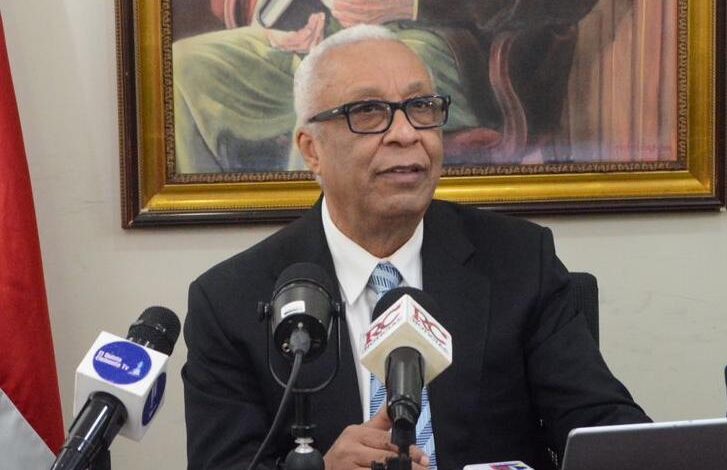 Daniel Toribio deplora  medidas monetarias