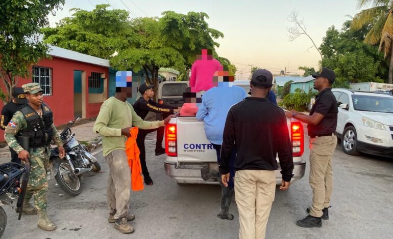 Operaciones de interdicción de la DGM producen 1,647 indocumentados detenidos y 979 deportados