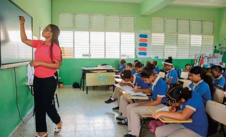 Estudiarán salud del docente dominicano ante deterioro físico-mental
