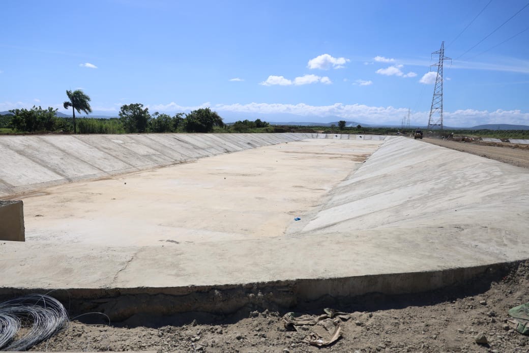 Wellington Arnaud afirma trabajos de alcantarillado sanitario en Mao, provincia Valverde, avanzan en más de un 70 por ciento