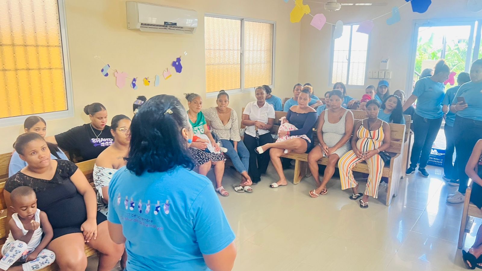 Área VI de Salud Imparte Charla para Prevenir Partos Prematuros