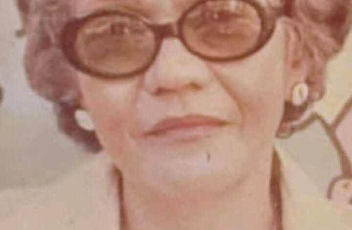 Entre Versos y Párrafos