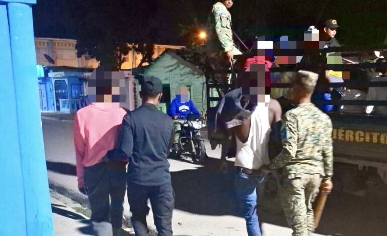 Migración interviene en San Juan de la Maguana y detiene 117 extranjeros en condición irregular