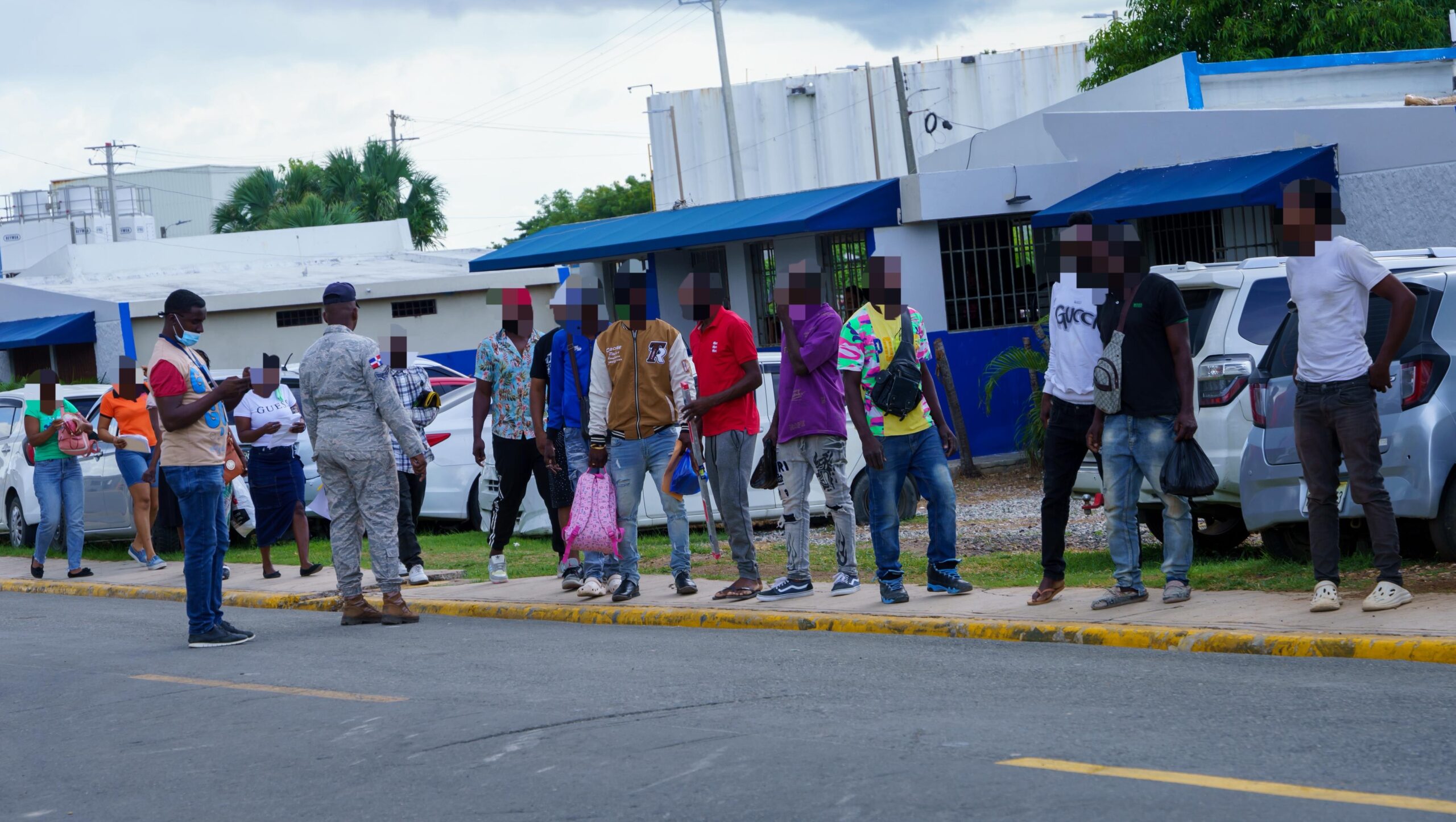 Migración fortalece operativos en El Millón, Villa Duarte y Faro a Colón