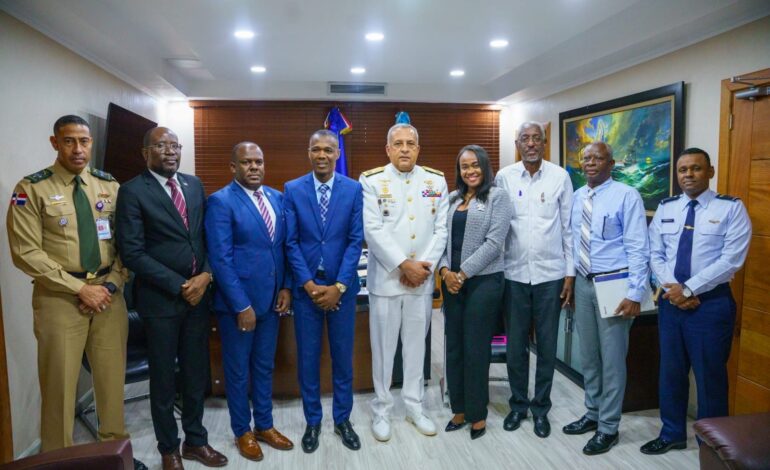 Tras reunión con autoridades consulares de Haití Director de DGM deja claro operativos de interdicción continuarán respetando DDHH de inmigrantes como hasta ahora