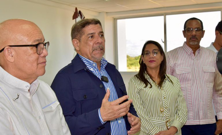 Agricultura inicia cosecha de uvas de mesa en San Juan