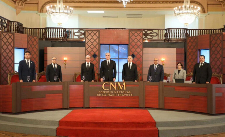 Presidente Abinader convoca para hoy a las 7:00 de la noche al Consejo Nacional de la Magistratura