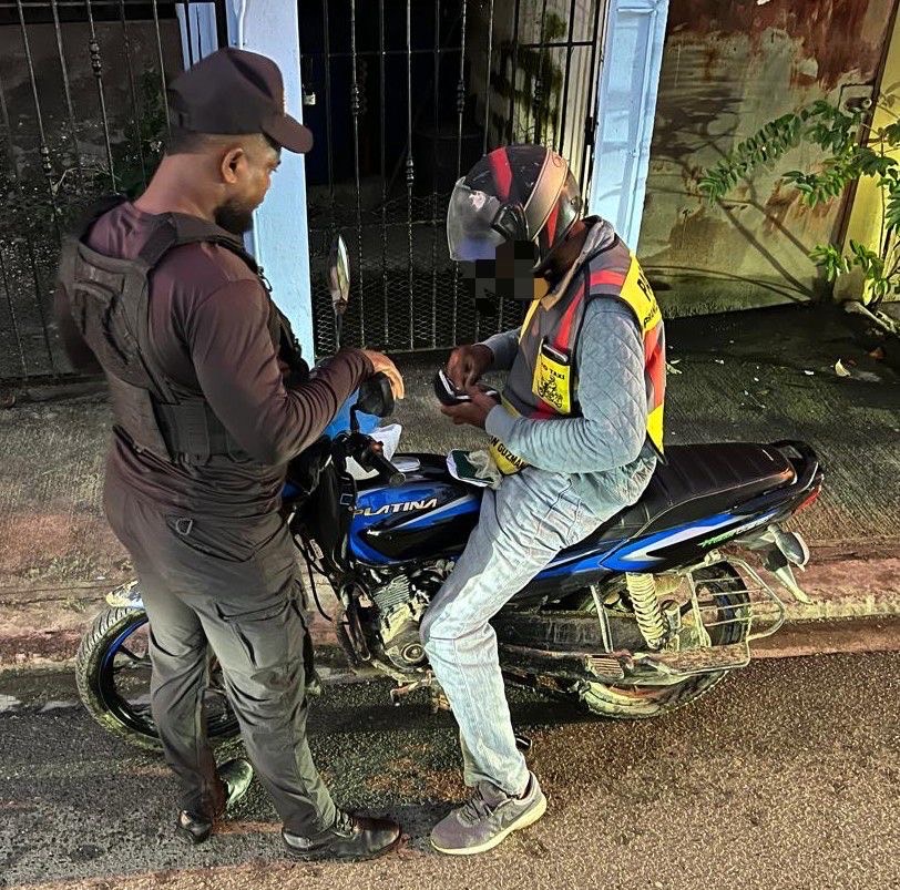 DGM detuvo el sábado 619 extranjeros indocumentados, las FF.AA. y la P.N. le entregaron 391; deportó 912