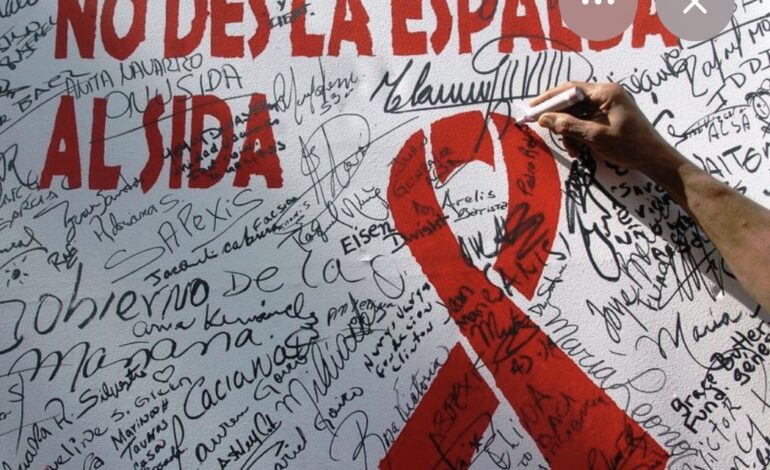 ¡Alerta! Ya llegó el SIDA, todos a protegerse: «No se tiren que hay pirañas»