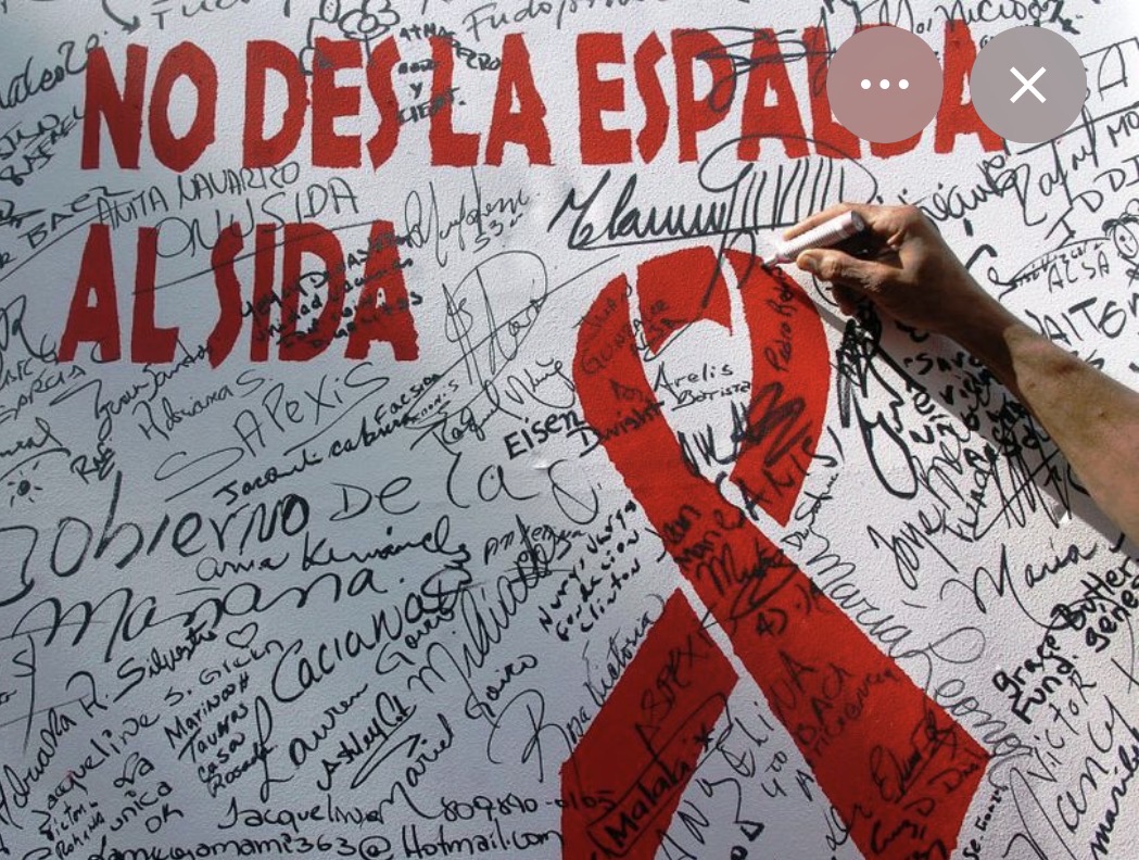 ¡Alerta! Ya llegó el SIDA, todos a protegerse: «No se tiren que hay pirañas»