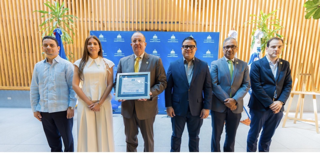 Hacienda y Economía obtiene certificación ISO por su sistema de gestión antisoborno y cumplimiento
