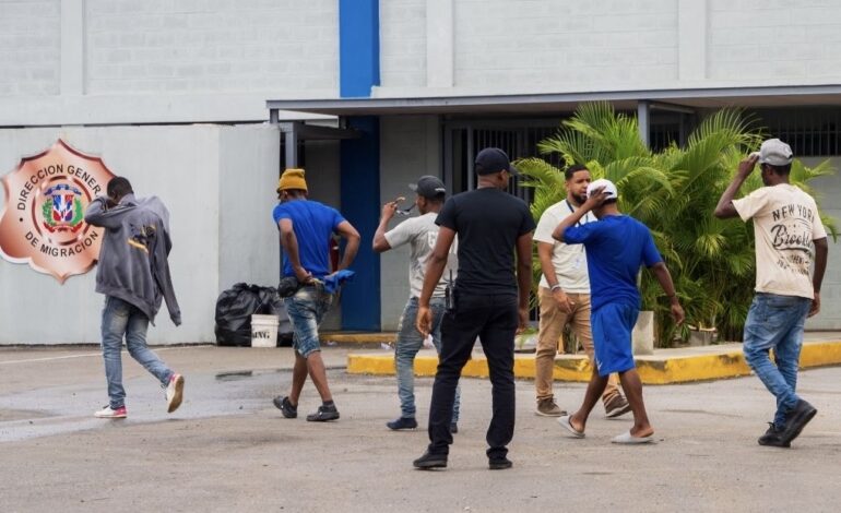 DGM detiene a 981 extranjeros irregulares y deporta a 1,363