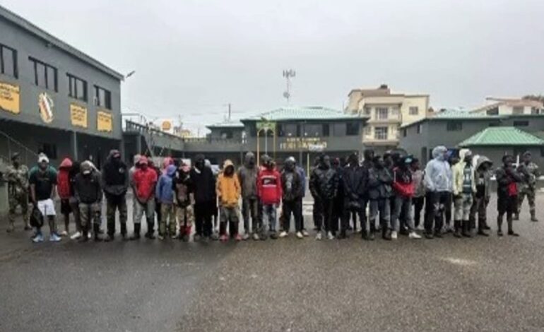 DGM detiene a 177 nacionales haitianos en operativos de interdicción migratoria en Constanza con apoyo del Ejército