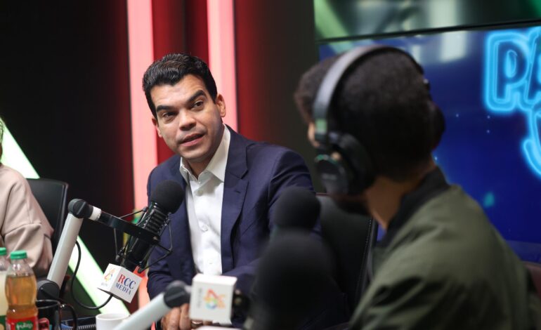 Wellington Arnaud valora posición del presidente Luis Abinader