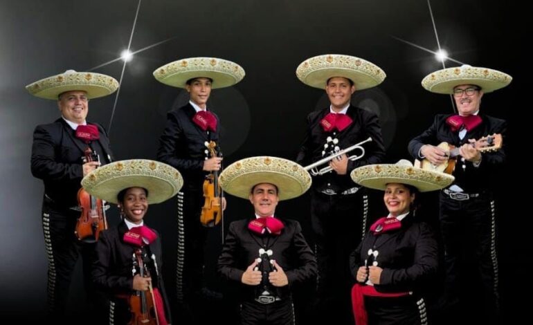 El gran fiestón navideño con Fernando Villalona y El Chaval de la Bachata