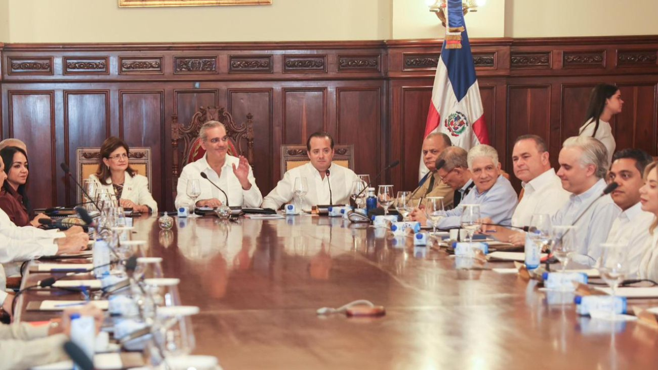 Presidente Luis Abinader encabeza Consejo de Ministros extendido