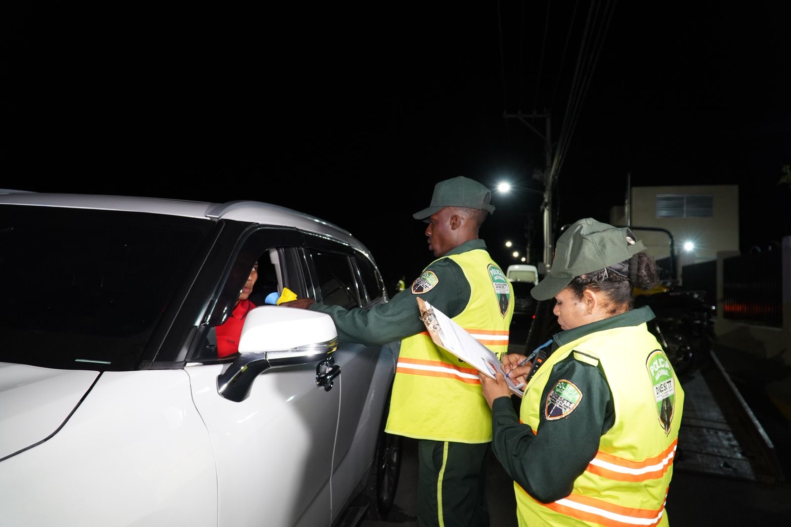 DIGESETT detecta 39 conductores positivos durante jornada preventiva de alcoholimetría en Ocoa y Azua