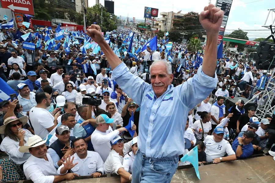 Nasry Asfura asumirá el poder en Honduras