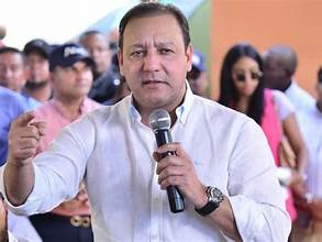 Abel Martínez llama  apostar por la República Dominicana y a no perder la fe en el país