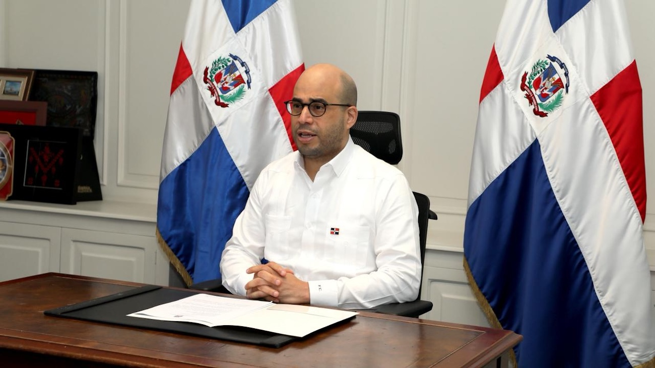 República Dominicana afirma no reconoce al régimen de facto en Venezuela. 