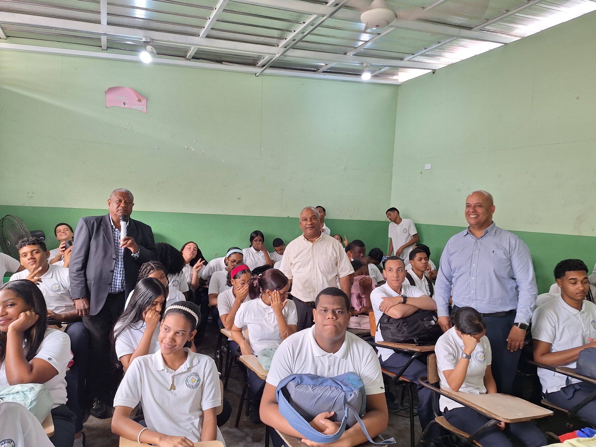 IPPP y MMV organizan conversatorio en torno a la Constitucion