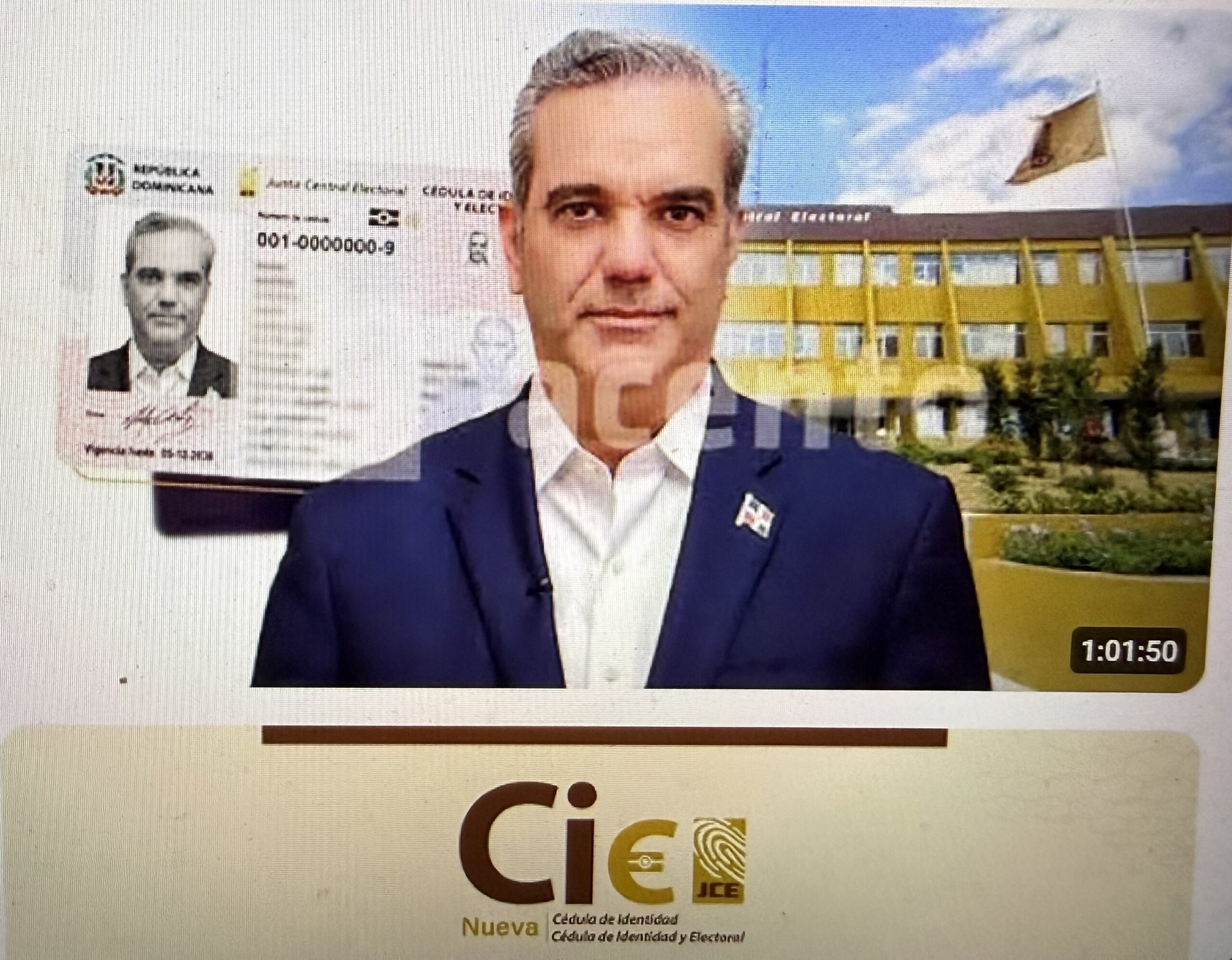 Presidente Luis Rodolfo Abinader Corona recibe Nueva Cedula