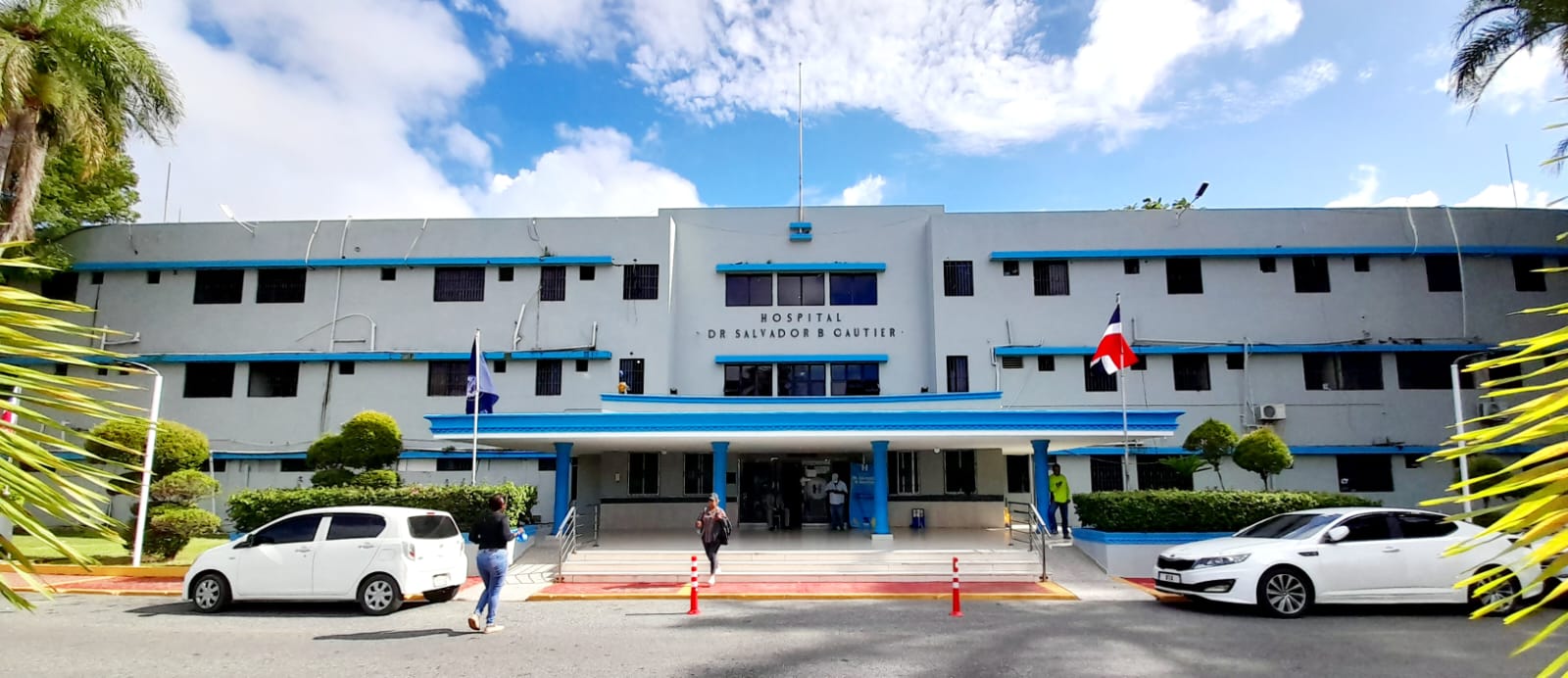 Condenan destituciones de directores en hospitales