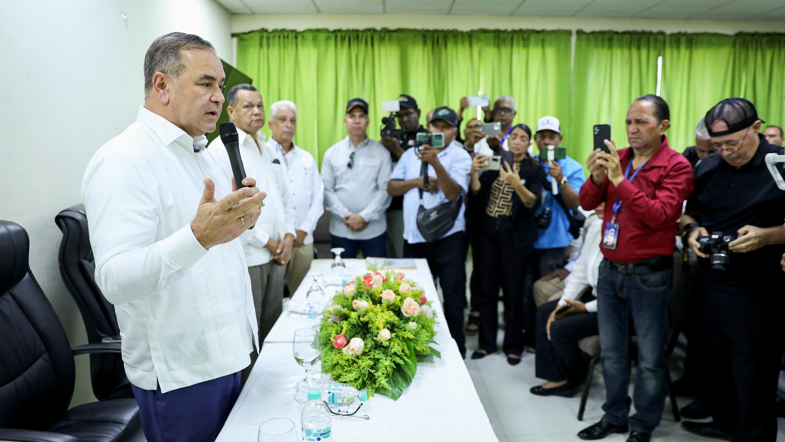 Ministro de Agricultura afirma programa de reducción de mano de obra haitiana no tiene reversa en el país